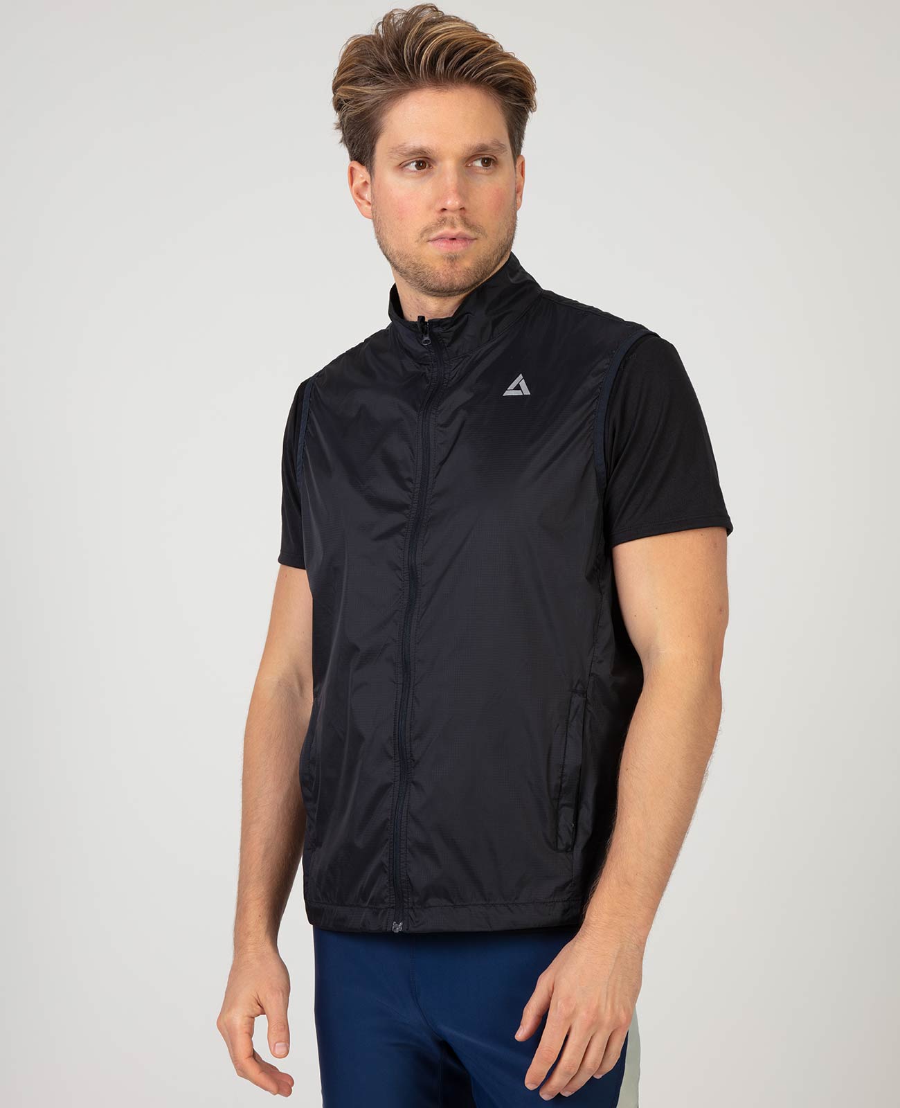 herre-laichte-wind-weste-fahrradweste-laufweste-pomfort-line-2